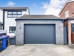 Garage- click for photo gallery